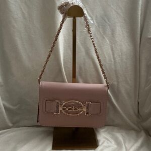 Bebe Powder Pink Leilani Solid Crossbody Bag. This bag is absolutely amazing 🤩